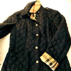 BURBERRY BRIT Quilted Navy Jacket -lightly worn- awesome shoulder details